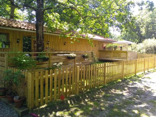 Maisons de vacances La Grange et Le Nid 273 Chemin des Roseaux Biscarrosse