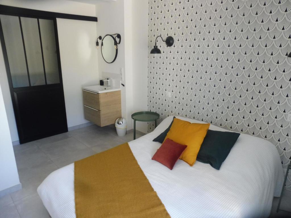 Séjour chez l'habitant La Grimoise, chambre d'hôte à la campagne Route d’Occitanie, 32600 Lias