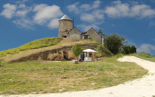 La Grotte du Moulin Noyers-sur-Cher france