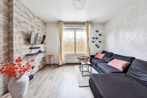 Appartement La HALTE à 15min de La Défense en Tram 3103 - rez-de-chaussée 130 Rue Jean Jaurès Bezons