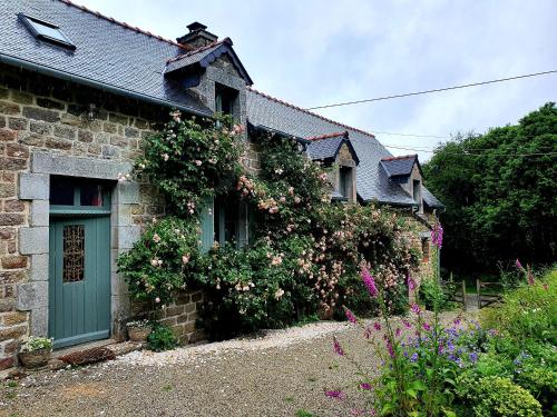 La Kahana Lescouët-Gouarec france