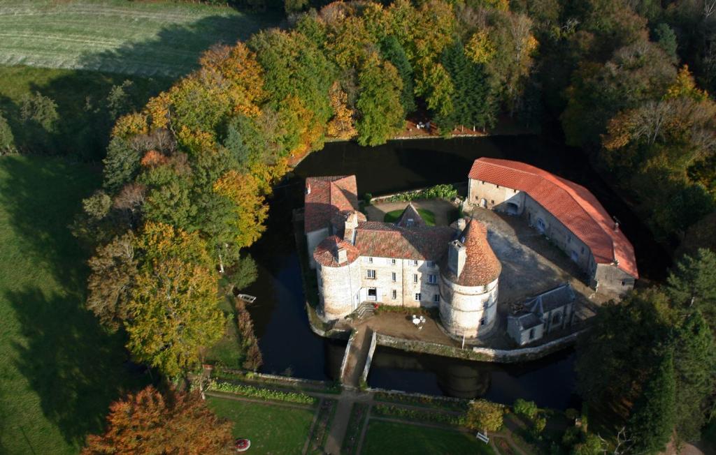 Maison de vacances La Loge du Château La Ripodie, 63520 Saint-Dier-dʼAuvergne