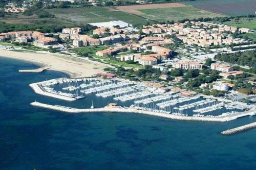 Appartement La Londe les pieds dans l'eau Super Croisette Miramar La Londe-les-Maures