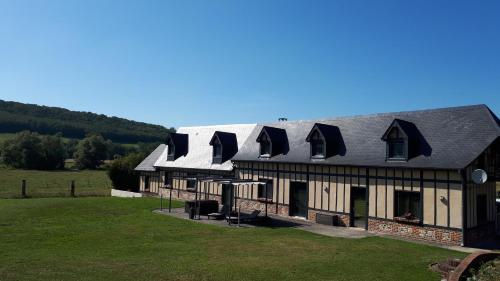 B&B / Chambre d'hôtes La Longère Des Nuits De Varenne 46 Route De Dieppe Muchedent