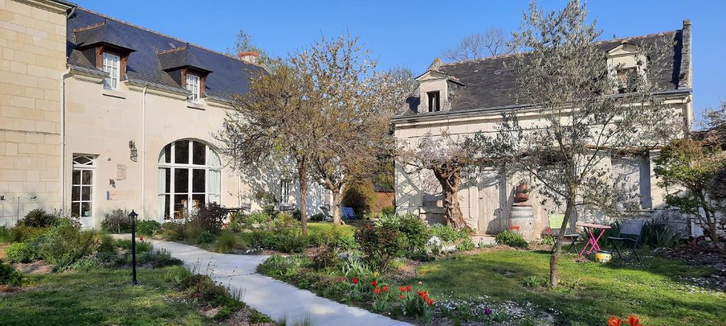 Maison d'hôtes La Magnanerie 13 rue Basse, 37420 Savigny-en-véron