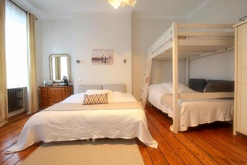 B&B / Chambre d'hôtes -- La main à la pâte -- 21 Rue Saint-Jean Boulogne-sur-Mer