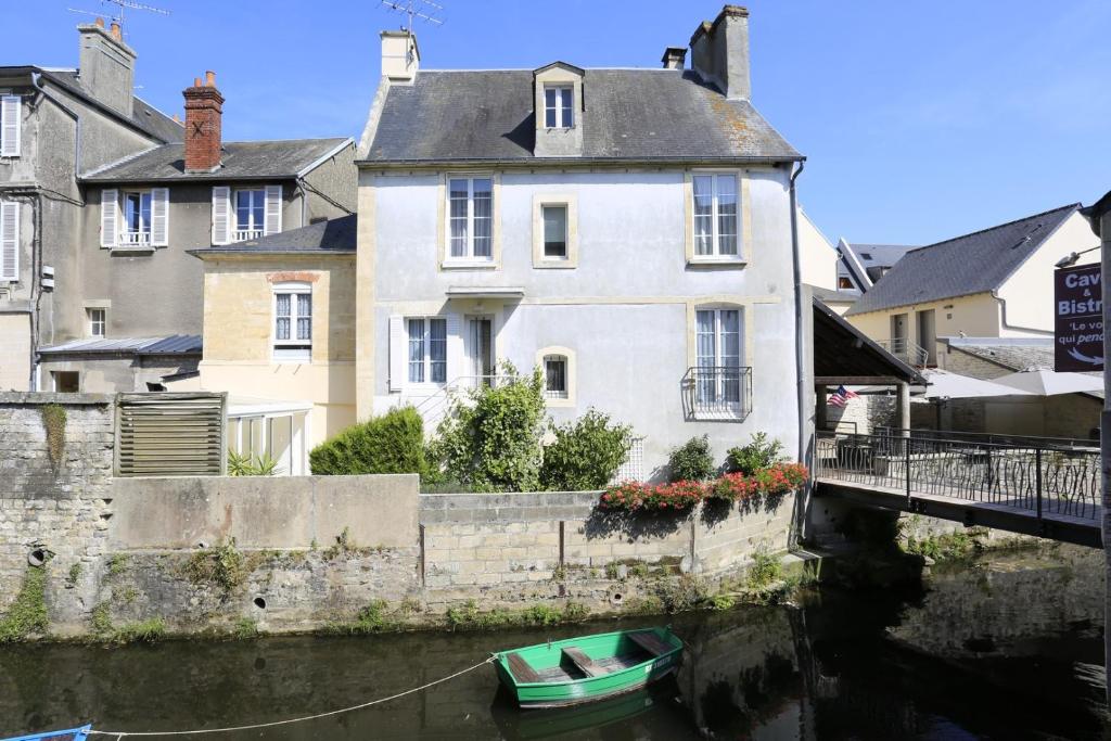 Maison de vacances La maison au bord de l Aure 4 Rue Saint-Jean, 14400 Bayeux