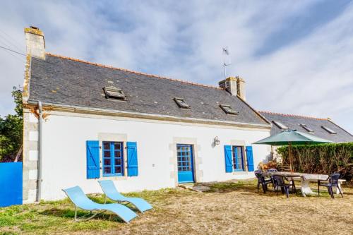 La Maison aux Volets Bleus de Prat An Ilis à 900m de la plage du Guilvinec Le Guilvinec france