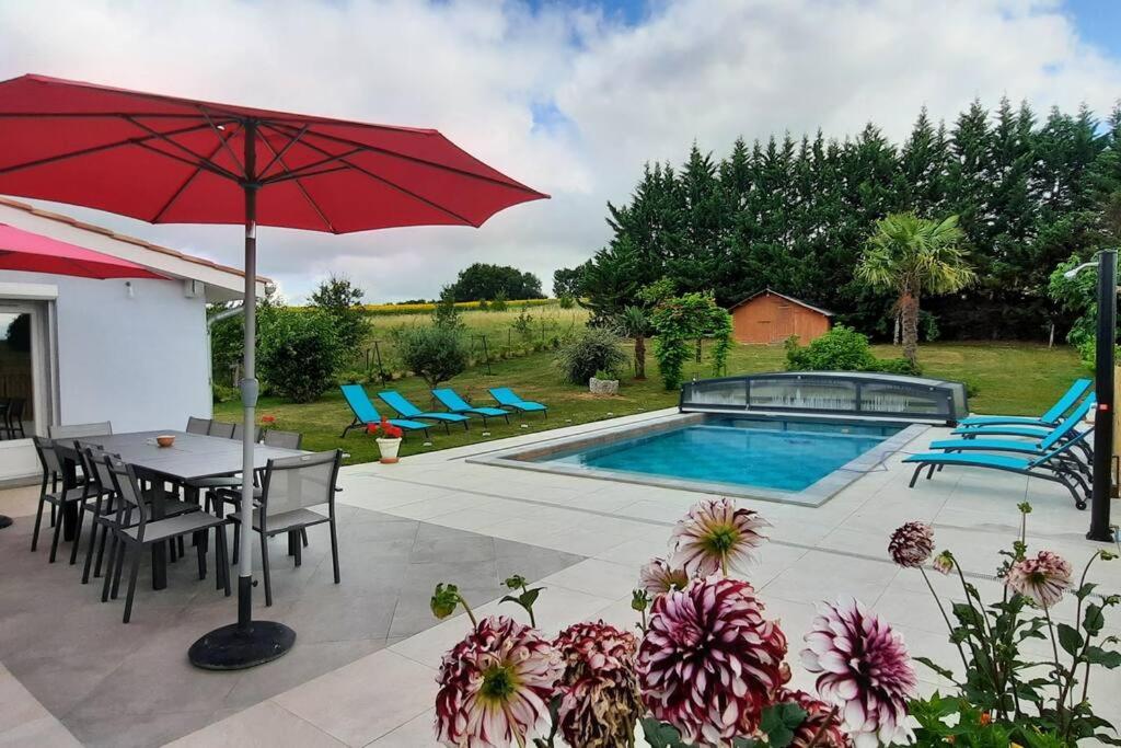 Maison de vacances La maison bleue aux bambous 2 lieu-dit Nals, 82150 Saint-Amans-du-Pech