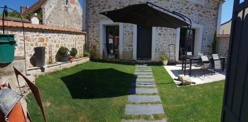 La maison d'Ana Le Mesnil-Saint-Denis france