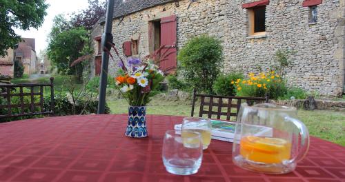 Maison de vacances La maison de César Les Eyzies de Tayac 12 Rue du Camp de César Sireuil