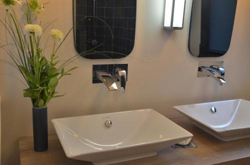 B&B / Chambre d'hôtes La Maison de Gabrielle 3 Rue du Grand Bourg, Sainte Marine Sainte-Marine