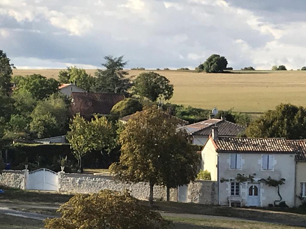 Maison de vacances La Maison de Josephine 9 place taillefer, 16330 Montignac-Charente