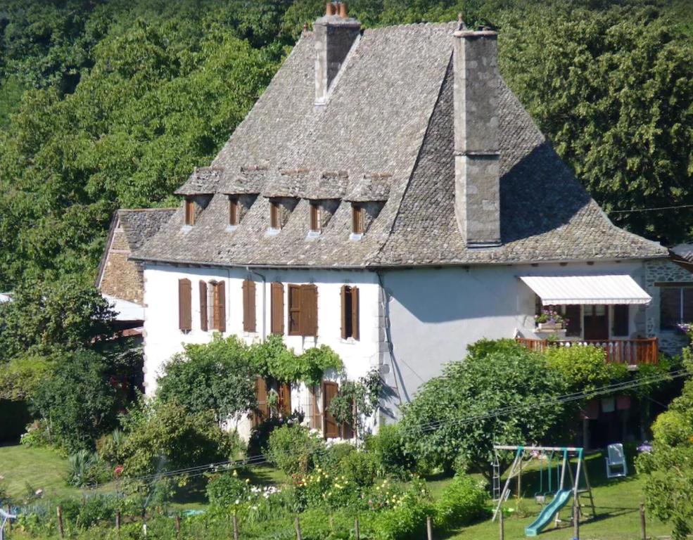 Appartement La maison de Marie Arses, 15120 Junhac