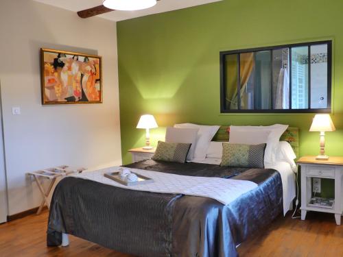 B&B / Chambre d'hôtes la maison de roussi lieu dit roussi Nonette