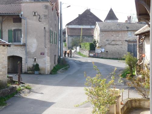 Maison d'hôtes La Maison des Lys Hameau de Lys Route de Massilly Chissey-lès-Mâcon