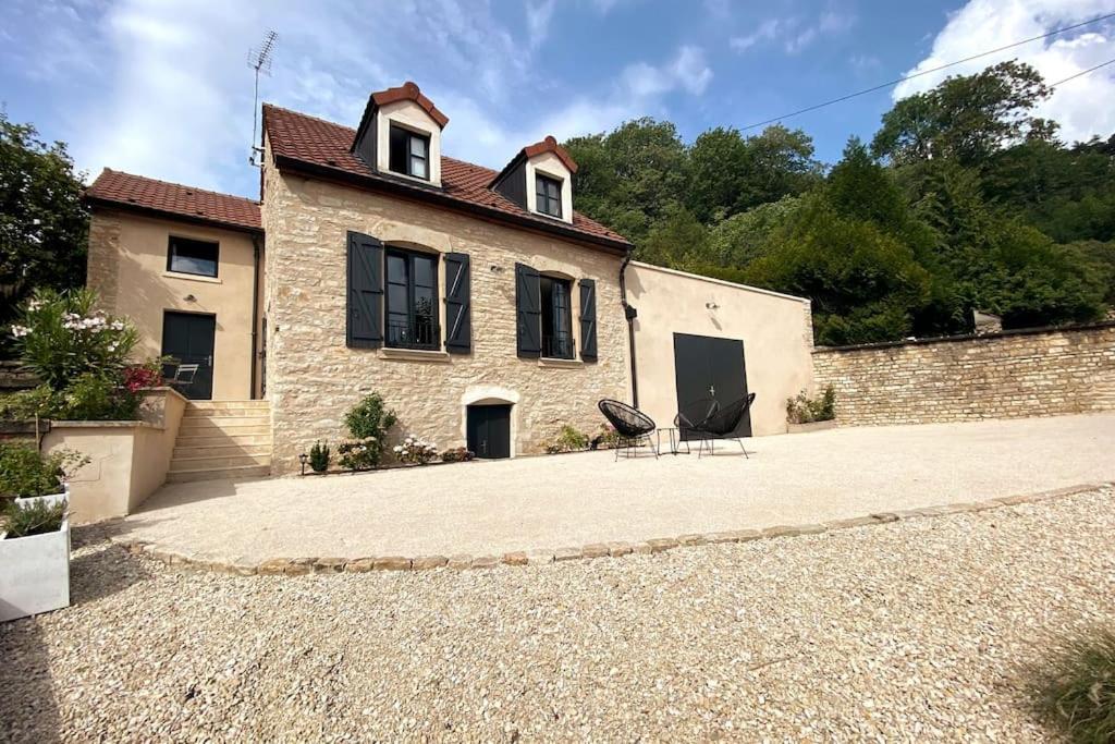 Maison de vacances La Maison Des Vignes ***** 17 Chemin de la Cave, 21190 Volnay