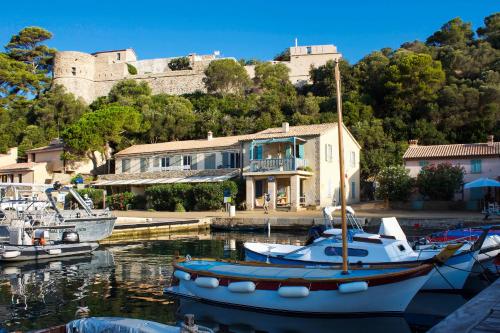 La MAISON du PORT Port-Cros france