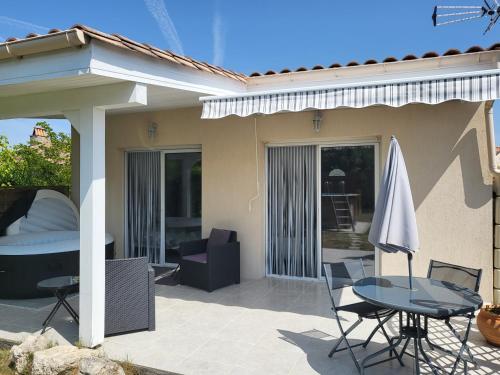 Villa La Maison du Sommeil Le Bourg Loubès-Bernac