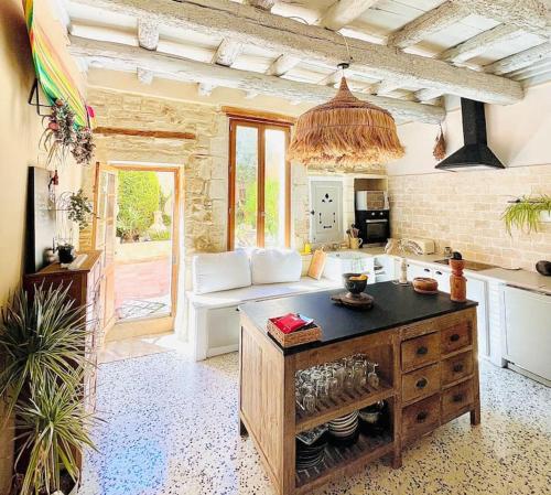 La Maison du Trident en Camargue Piscine et Jacuzzi Vauvert france