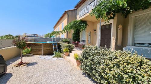 Maison de vacances La Maison Ryokufu 8 Chemin du Bois de la ville Châteauneuf-du-Pape