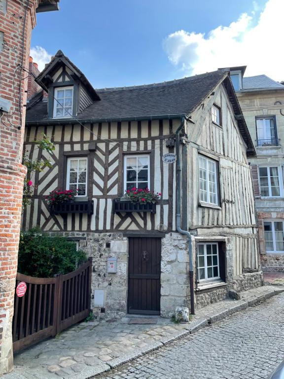 Appartement La maison St Jean 57 Rue du Puits, 14600 Honfleur