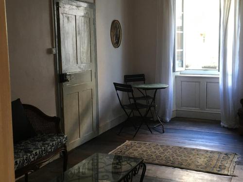 B&B / Chambre d'hôtes La Maison sur La Rivière 1 rue de Vabrez Vabre