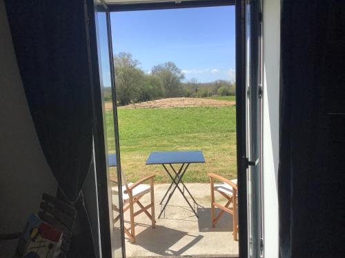 Appartement La Mathurie 3 16 Route de Trelly Contrières