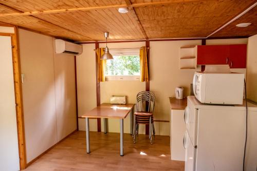 Camping La Matonara les 4 Chemins Rue Giudice de Cinarca Porto-Vecchio