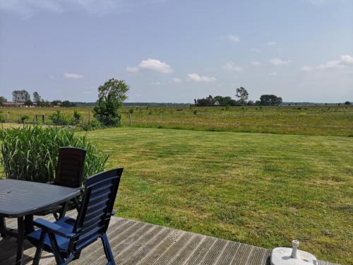 Appartements La Mer - Ferienwohnungen Zur Vogelwiese 4 + 4a Bresewitz