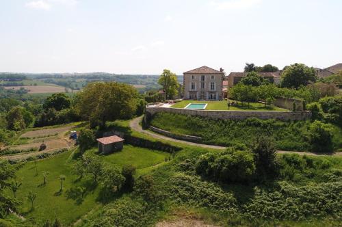 B&B / Chambre d'hôtes La Mirande de Saint-Clar 7 Rue des Bastides Saint-Clar