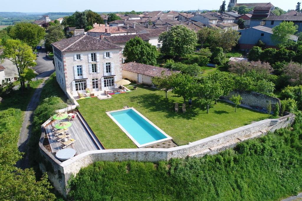 B&B / Chambre d'hôtes La Mirande de Saint-Clar 7 Rue des Bastides, 32380 Saint-Clar