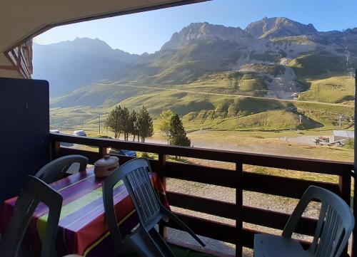 La Mongie, Studio pieds des pistes, parking intérieur privé La Mongie france