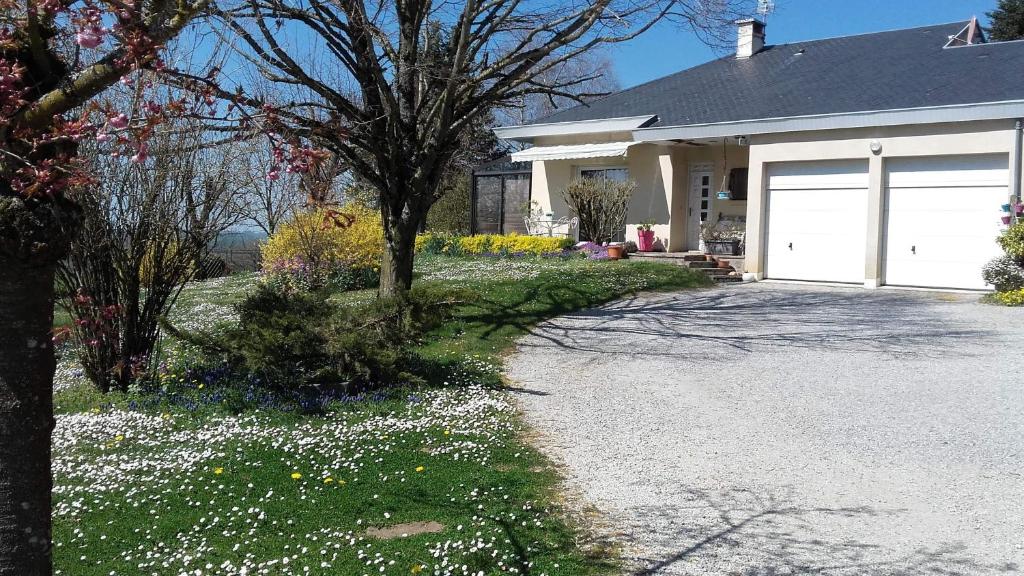 Séjour chez l'habitant La Palatine à 20 mn de Rodez 1498 Rue du Prince Palatin LACASSAGNE, 12450 Calmont