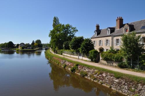 La passerelle Combleux france