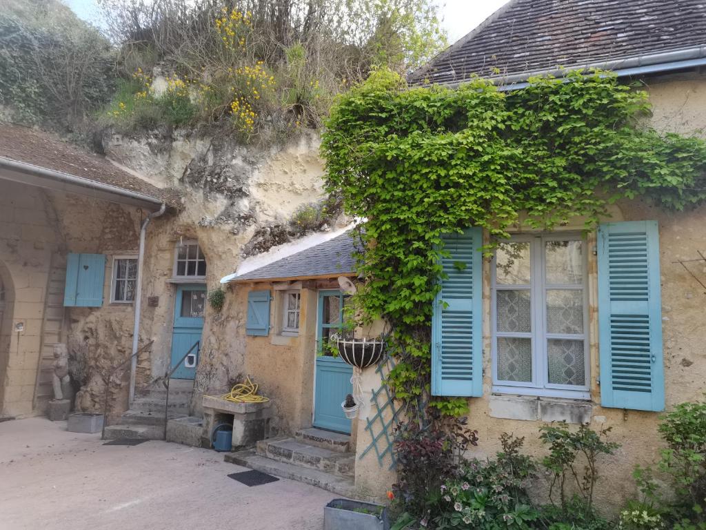 Maison de vacances La Perle du Rocher (Gîte semi-troglodytique) 1 Escalier Saint-Gabriel, 41800 Trôo