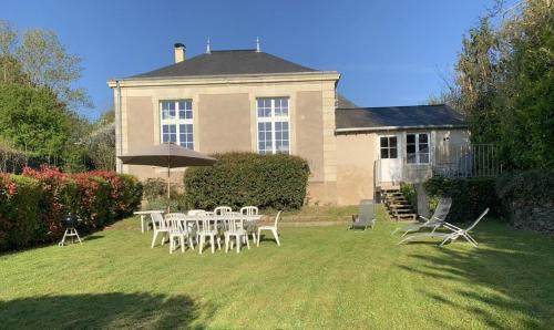 LA PETITE ECOLE Chambellay france