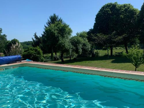 La Petite Ecurie Saint-Yrieix-la-Perche france