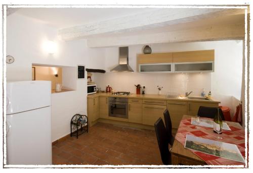 La Petite Maison Sablet france