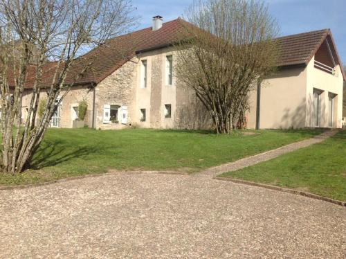 La petite maison de Marie Port-sur-Saône france