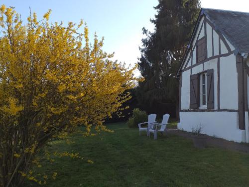 La petite maison normande Ticheville france