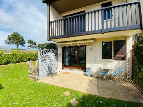 La Petite Marjolaine à 3min à pied de la plage Merville-Franceville-Plage france