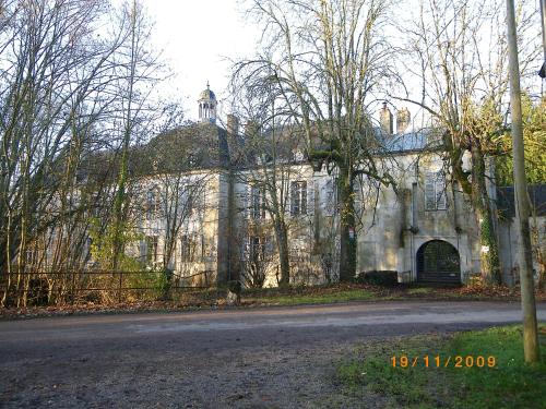 B&B / Chambre d'hôtes La Petite Varenne 1 route des Varennes Turny