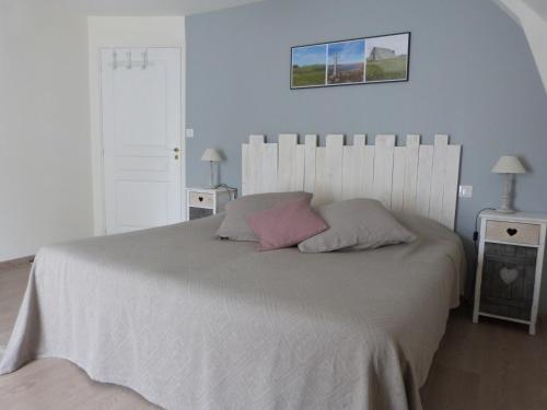 B&B / Chambre d'hôtes La Reine des prés Chambres d'Hôtes Les Bories-Rue Jean Bessière Saint-Bonnet-de-Chirac