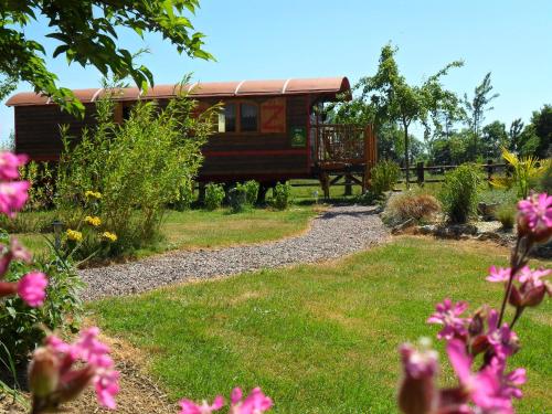 Séjour chez l'habitant La Roulotte du Verger 517 Chemin des Côtes Barneville-sur-Seine