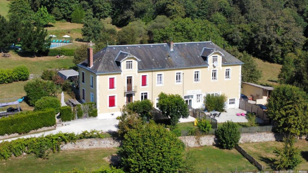 Maisons de vacances La Saucisserie Gites Croix de la Sablo, 24450 Saint-Pierre-de-Frugie