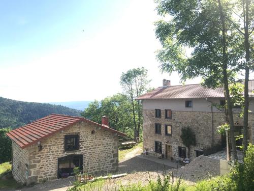 la source d'en haut Valcivières france