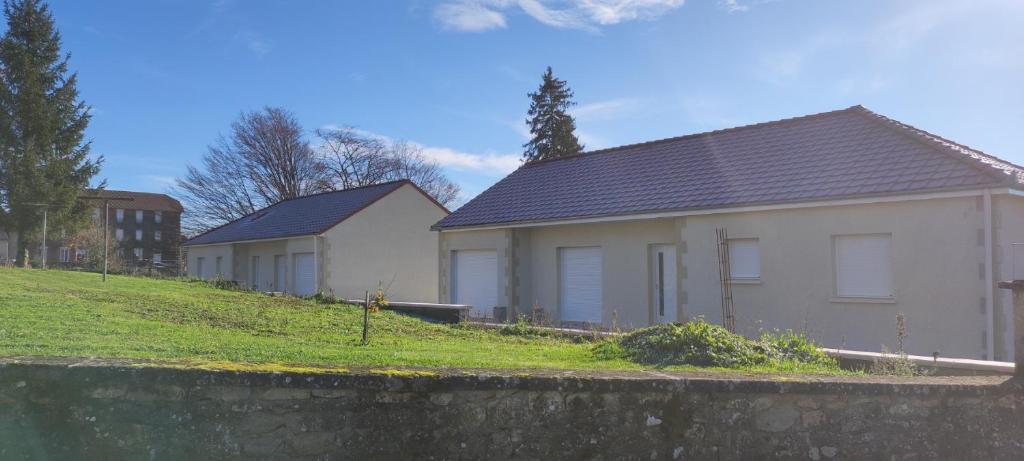 Maison de vacances la source du quercy Le Papaillou, 46500 Alvignac