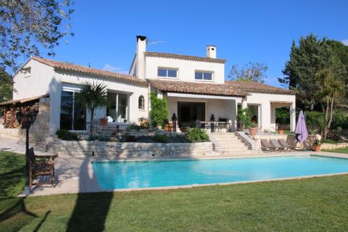 Maison d'hôtes La Sousta 431 Chemin des Caillades La Colle-sur-Loup