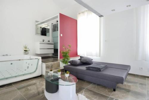 La suite de Mont-Vert (Jacuzzi privatif) Saint-Zacharie france